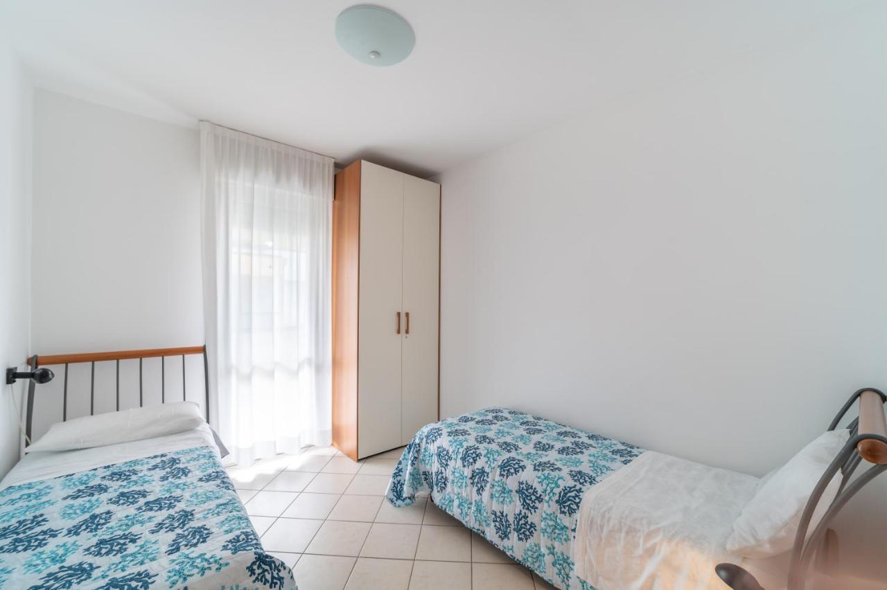 Residenza Le Altane Apartment Bibione Bagian luar foto
